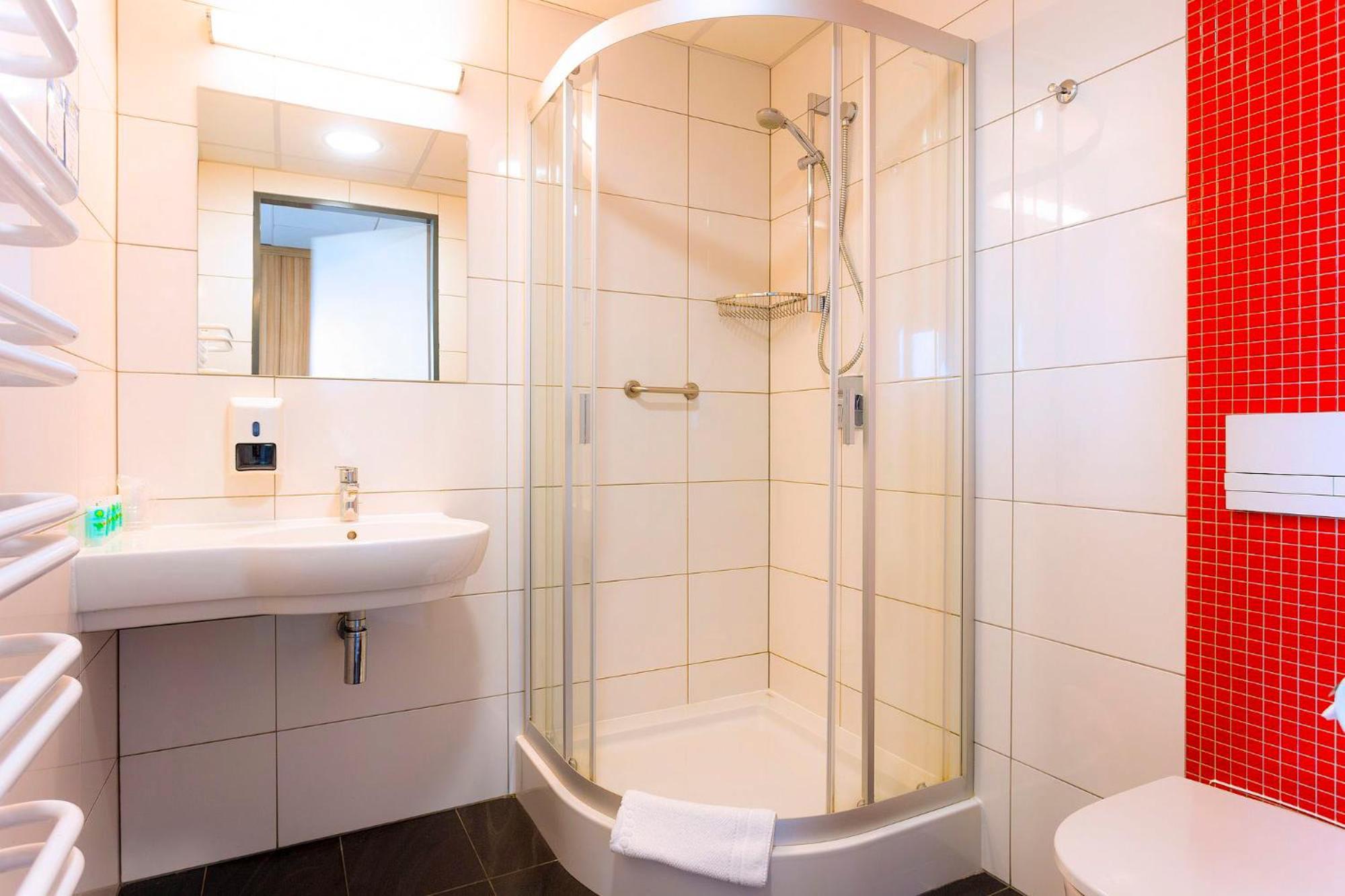 Aqua-Zdroj Hotel Wałbrzych Buitenkant foto